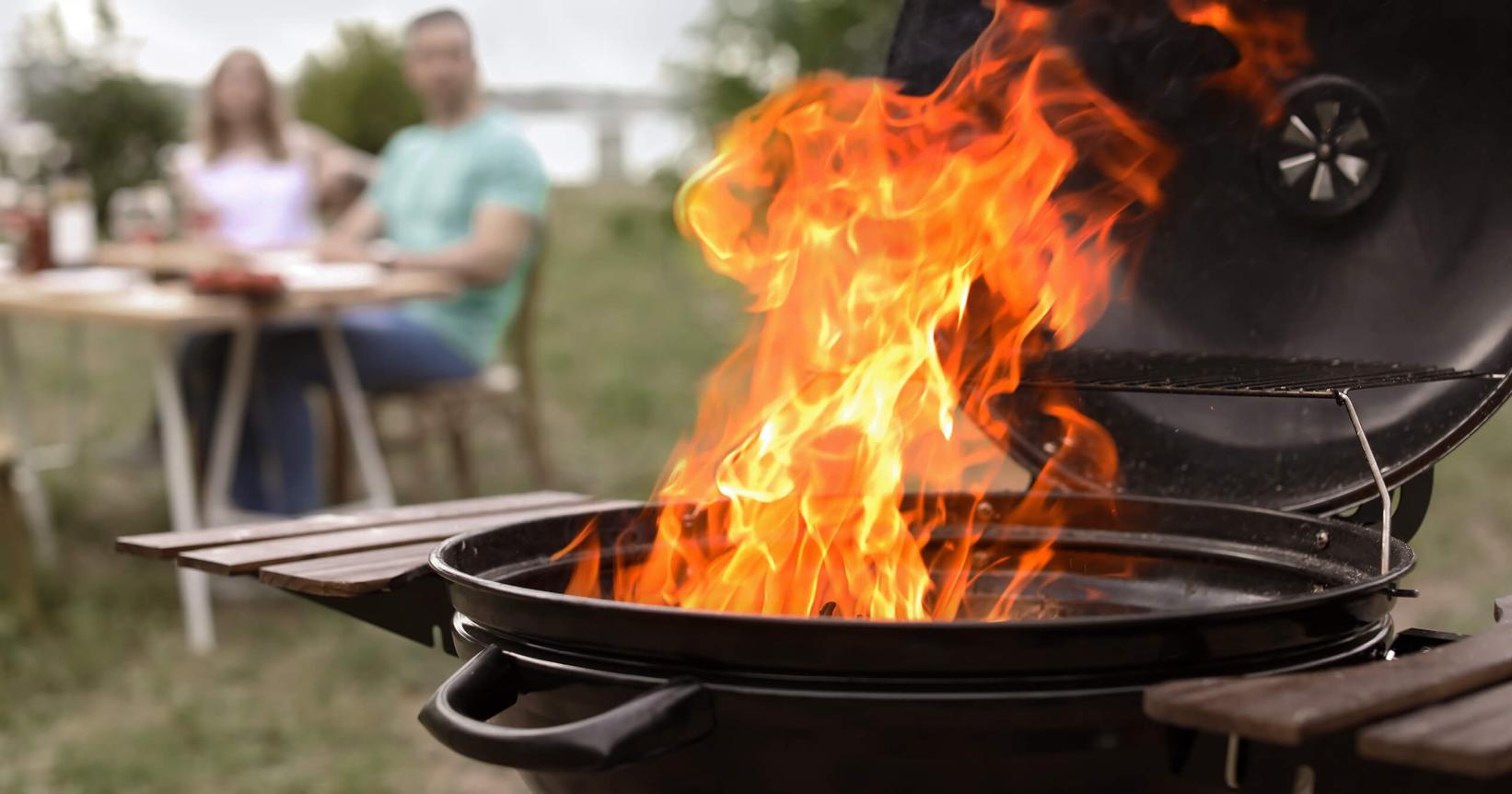 Barbecue en feu